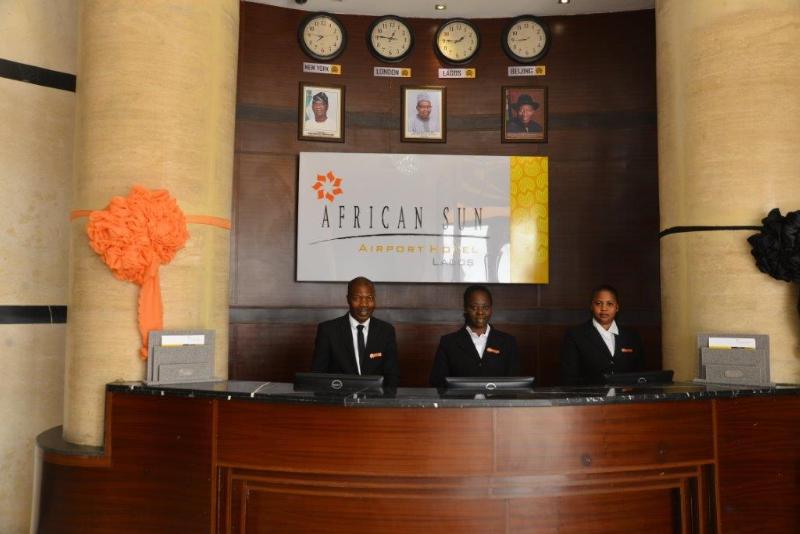 Golden Tulip Essential Lagos Airport Hotel Exterior foto